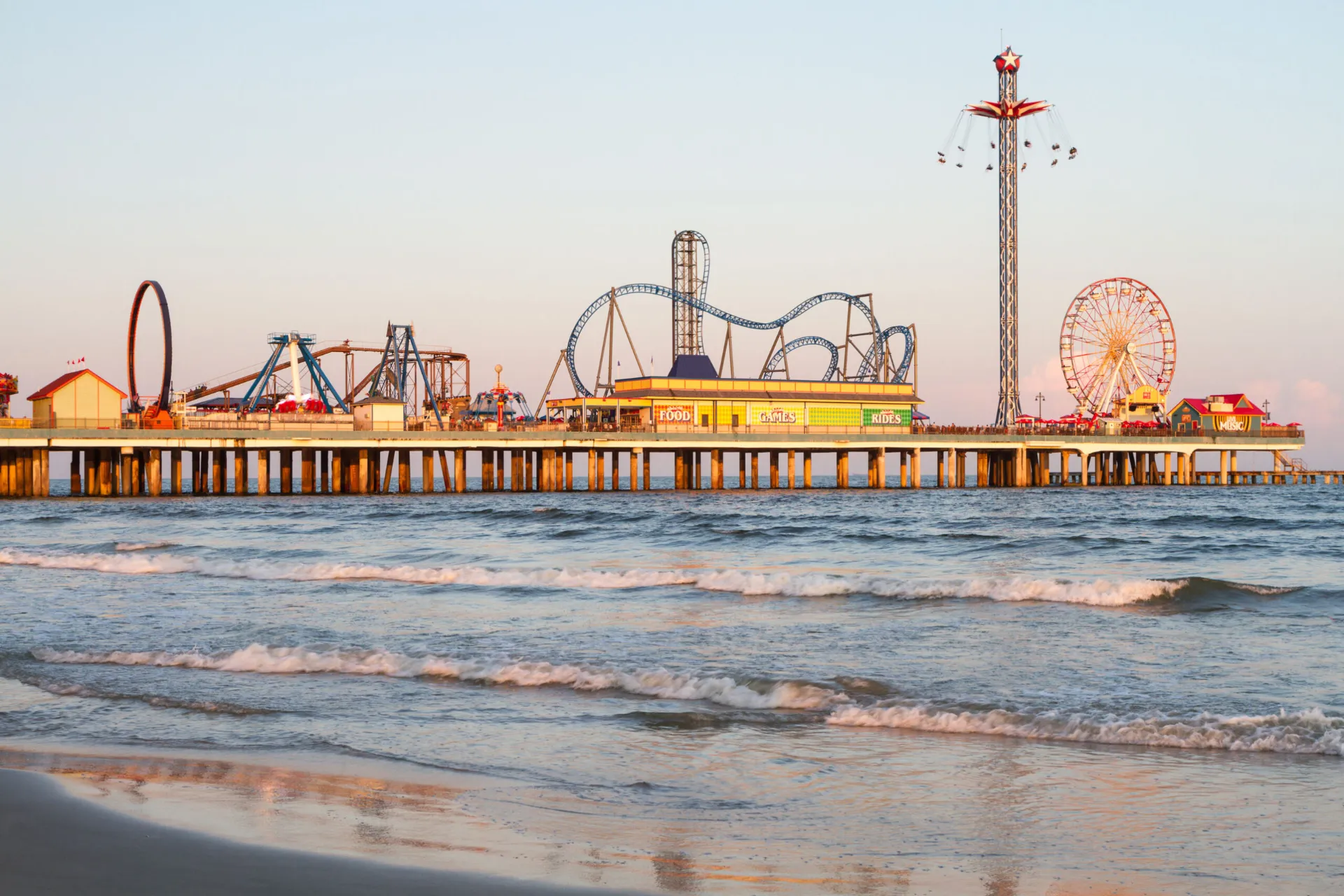 Pier Fair Margaritaville Bungalows Crystal Beach Residences Pier Fair